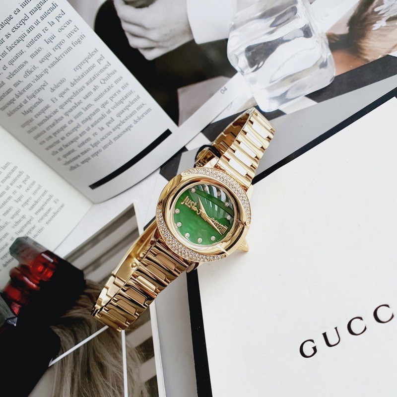 Đồng hồ nữ Just Cavalli mặt xanh bản limited với viền khảm full swarovski - mẫu new 2021🥰🥰🥰 .