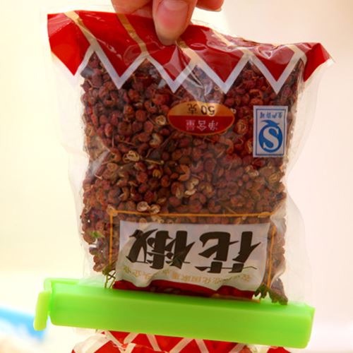 Kẹp miệng túi thực phẩm đồ ăn vặt ngăn không khí bảo quản thức ăn hiệu quả tiện lợi màu đỏ xanh vàng