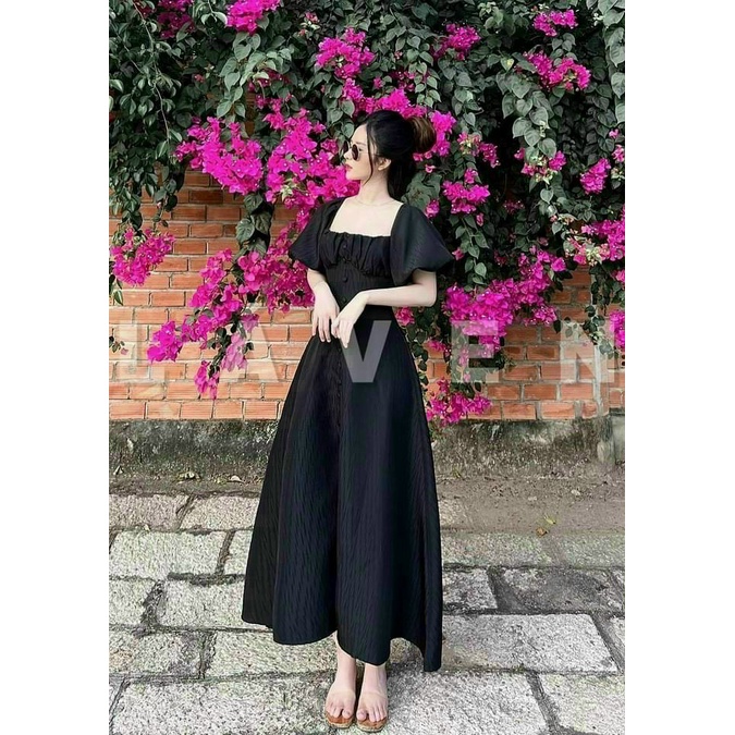 Đầm váy maxi tay phồng cổ vuông xếp ly ngực hở lưng đính nút bọc phù hợp đi biển dạo phố
