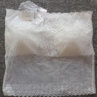Áo quây ren có đệm mỏng