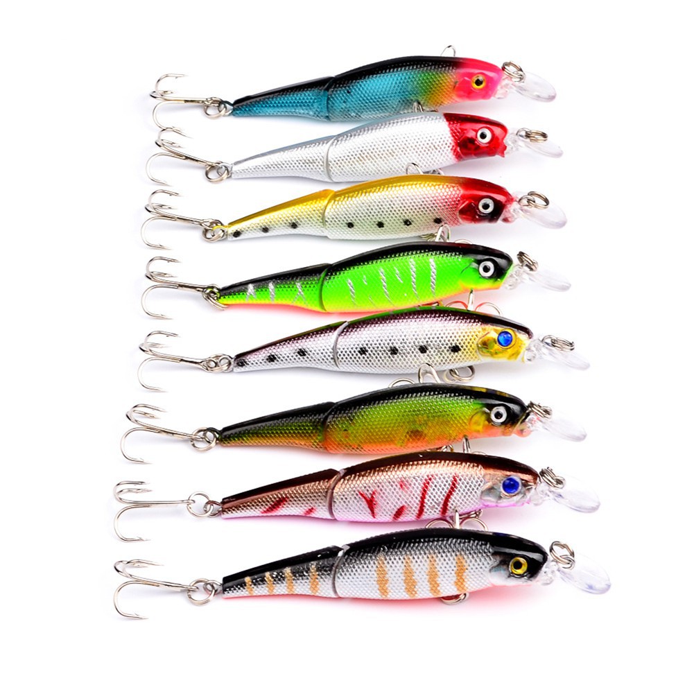 Mồi giả crankbait mô phỏng động tác thật của cá nước ngọt nhỏ, có 2 lưỡi câu