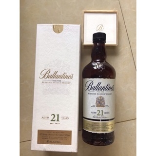 Vỏ chai rượu Ballantines 21