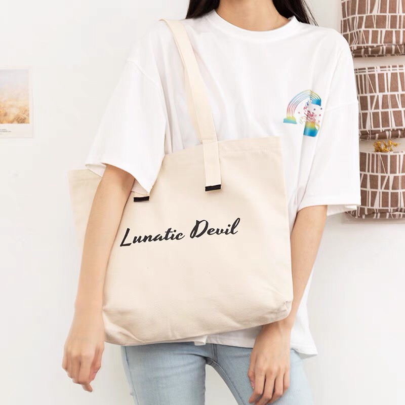 Túi tote vải canvas cao cấp Lunatic Devil khổ vuông