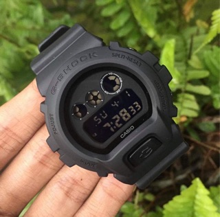 Đồng hồ nam Casio DW-6900BB-1DR