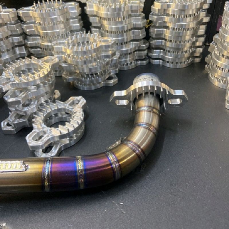 Bát cổ pô nhôm  CNC cứng cáp, không gỉ. gắn cổ 27 và 32ly không cho cổ cảm biến ( winer raider fi...)