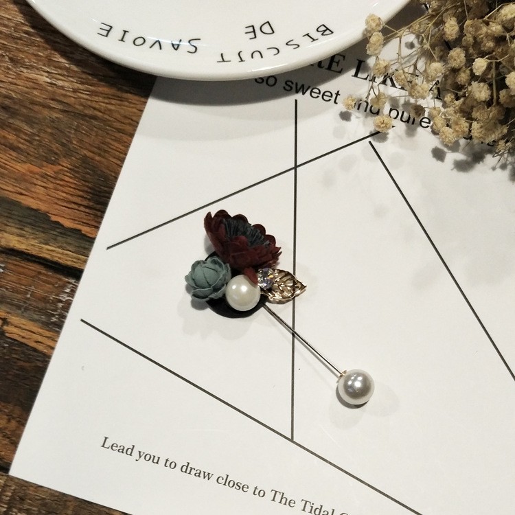 Cài áo hoa đính ngọc trai