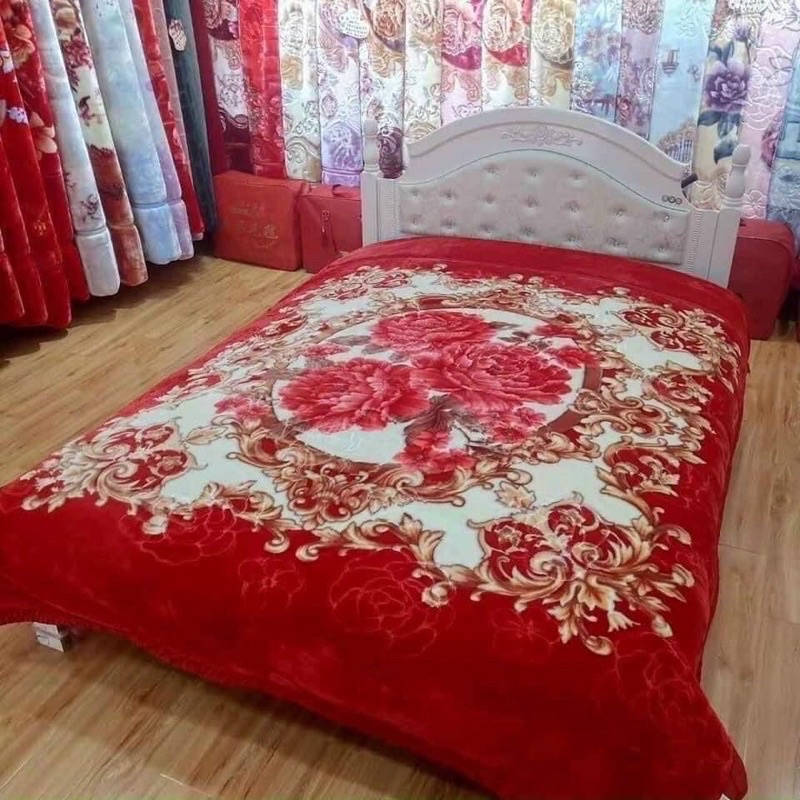 Chăn nhung - chăn nhung lông tuyết mềm mịn kích thước 1m8 x 2m nặng 4kg
