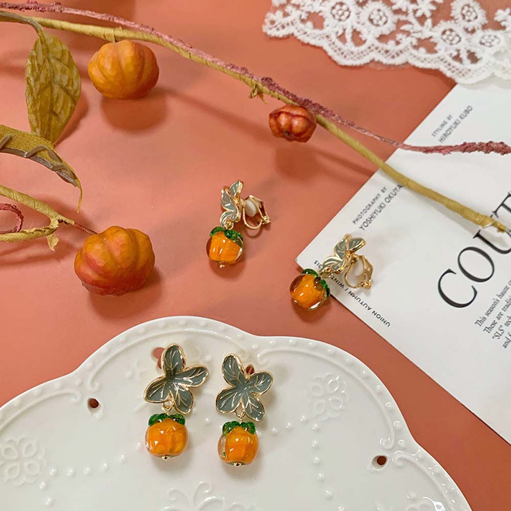 Khuyên tai tạo hình độc đáo cho nữ