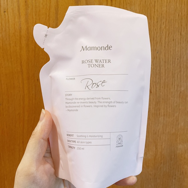 Túi Nước hoa hồng Mamonde Rose 250ml