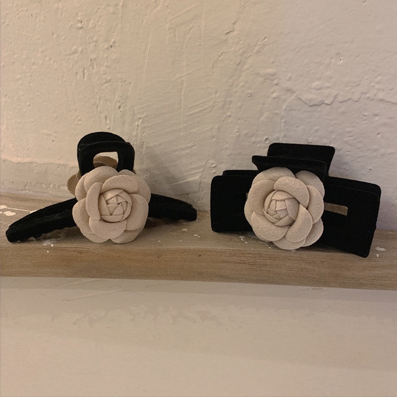 Kẹp Tóc Cá Mập Ba Chiều Màu Đen Phong Cách Chanel Cao Cấp 11cm