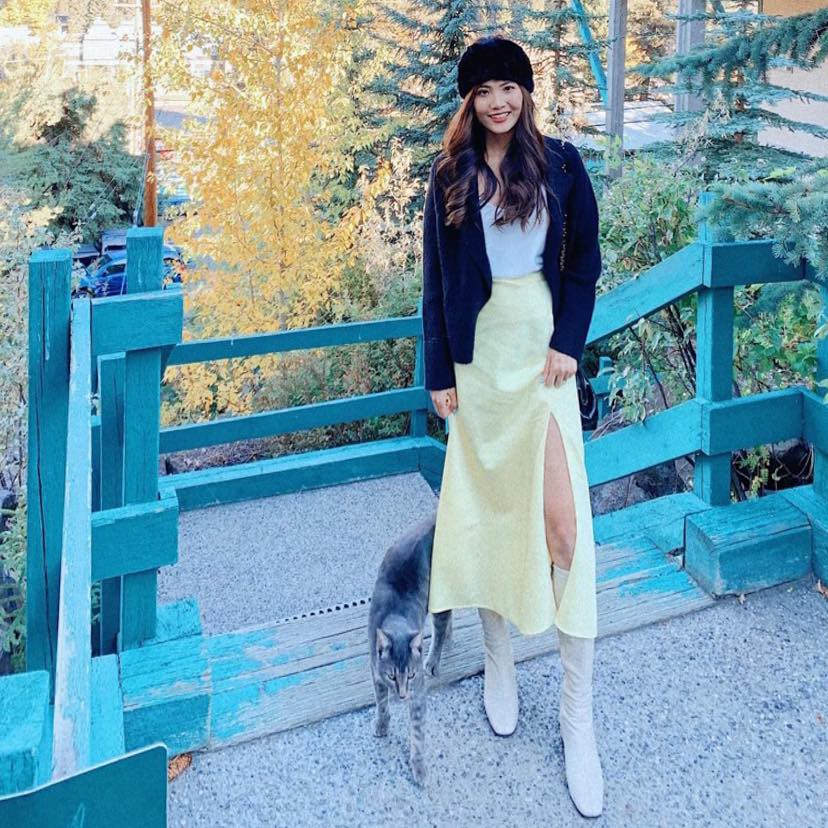 [Mã FADIRECT20 giảm 20K đơn 150K] ONONMADE | Chân váy lụa trơn - Ivy Silk Skirt | BigBuy360 - bigbuy360.vn