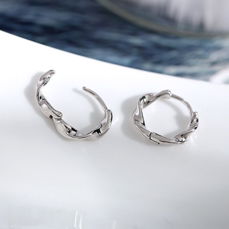 Khuyên tai dạng vòng xoắn bằng kim loại phong cách Hàn Quốc thanh lịch cổ điển màu sắc tùy chọn cho bạn nữ