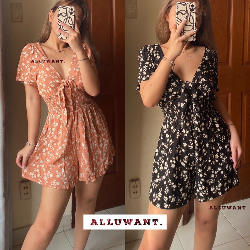 Romper hoa cột ngực Love Tree Jumpsuit