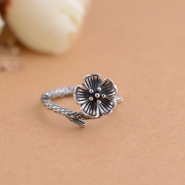 Nhẫn hoa mai bạc thái đơn bông