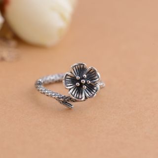 Nhẫn hoa mai bạc thái đơn bông