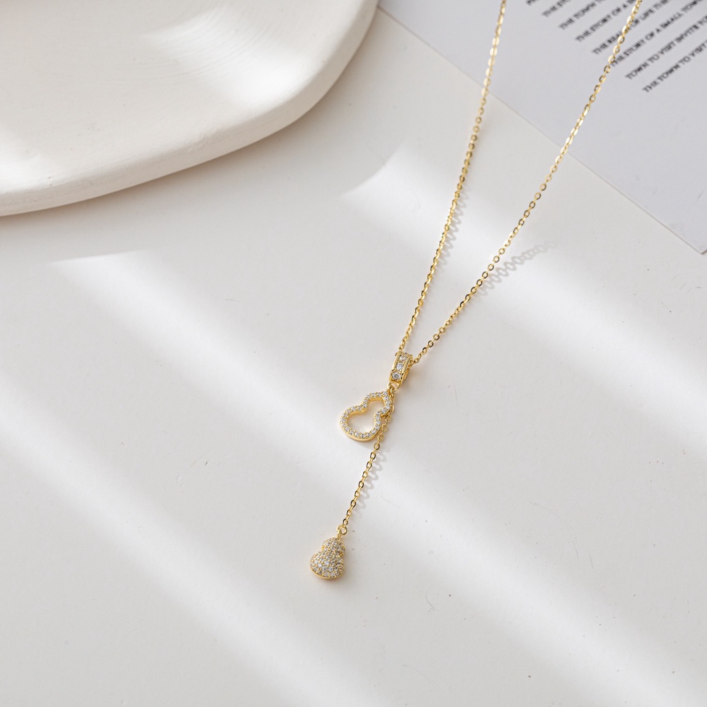 Dây chuyền titan nữ không gỉ mạ vàng 18k, mặt hồ lô may mắn Her Accessories CT320