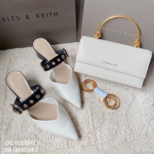 Sục CNK quai ngang