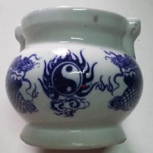 Lư nhan quai rồng xanh