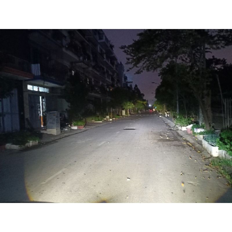#BI LED GẦM M617  HÃNG IPHCAR /24v Giá 1.150.000đ/1 bóng