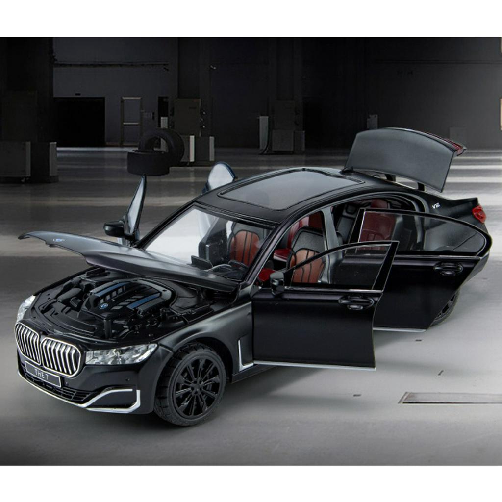 Xe mô hình sắt BMW 760LI TẶNG KÈM BIỂN SỐ tỉ lệ 1:24 hãng Chimei 3 màu