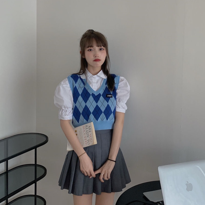 Áo hai dây họa tiết sọc caro phong cách Hàn quốc dễ phối đồ