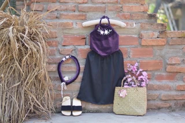 Áo yếm cho bé gái