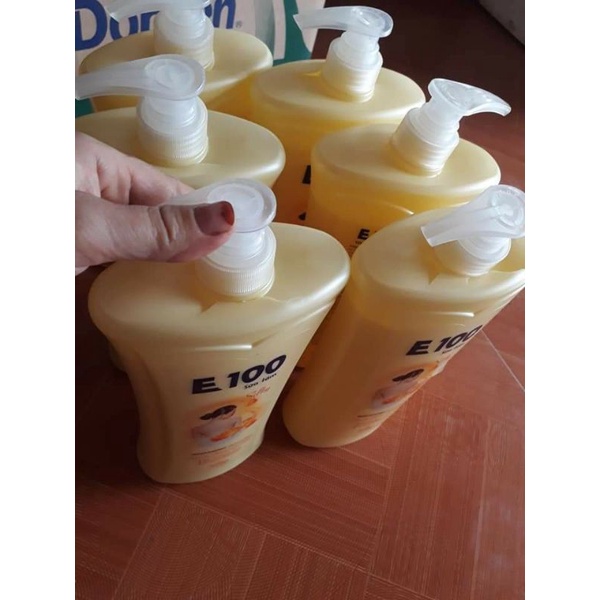 Sữa tắm e100 màu vàng