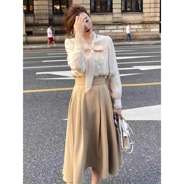 SÉT SƠMI MIX CHÂN VÁY