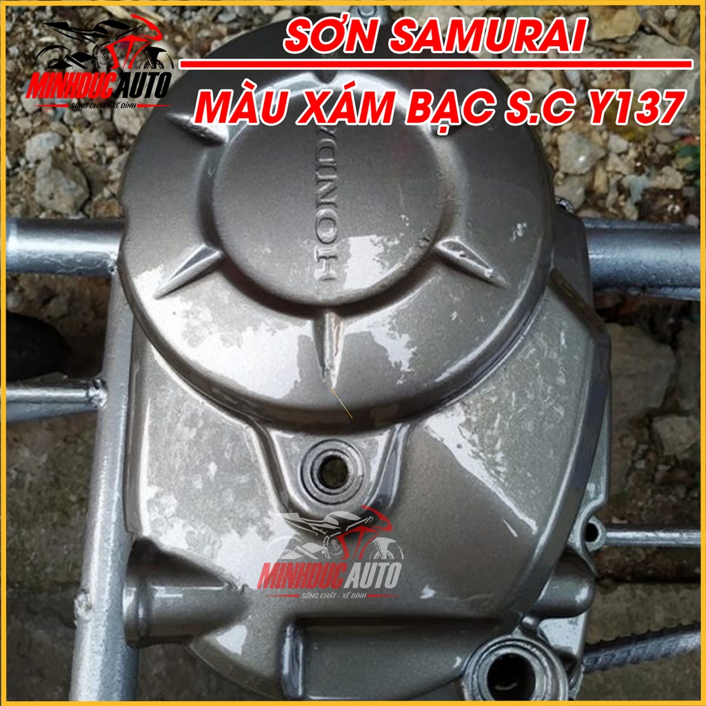 Sơn xịt Samurai màu Xám Bạc - Y137 -  nhập khẩu từ Malaysia.