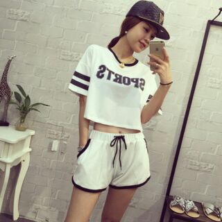 Bộ nữ thể thao croptop