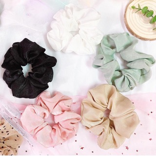 Cột tóc Scrunchies