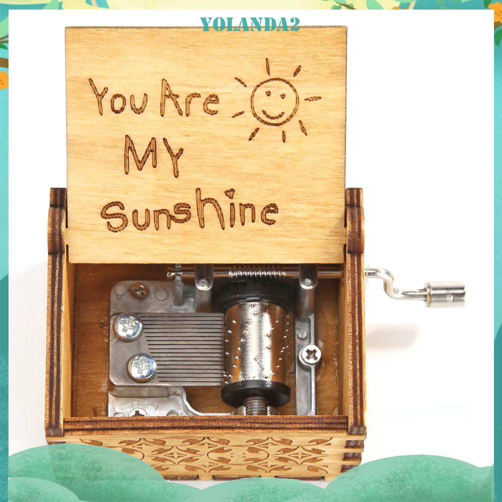 Hộp Nhạc Bằng Gỗ Khắc Họa Tiết Cổ Điển