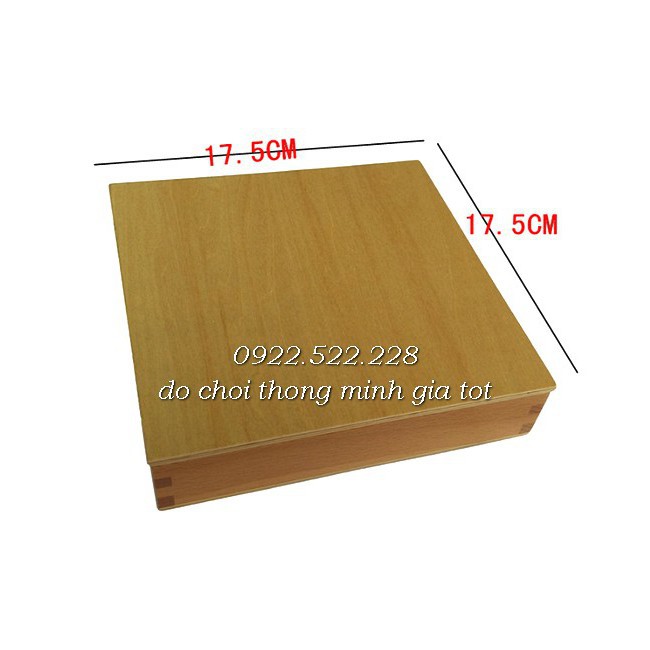 Hộp đựng các hình tam giác vuông màu xanh - Box of Blue Triangles Giáo cụ Montessori