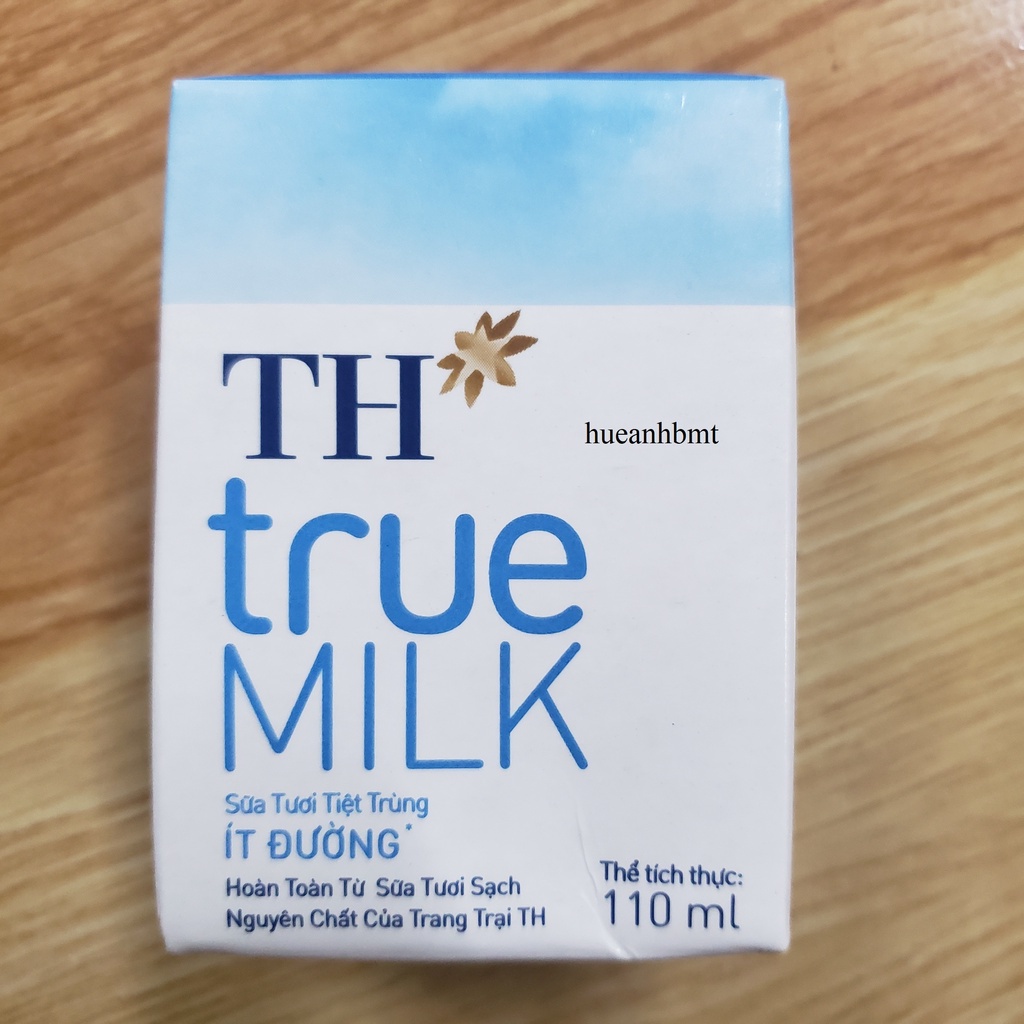 Lốc 4 Hộp Sữa Tiệt Trùng TH True Milk Ít Đường 110ml [THKN77]