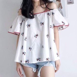Áo bẹt vai / trễ vai in hoa KÈM ẢNH CHỤP THẬT