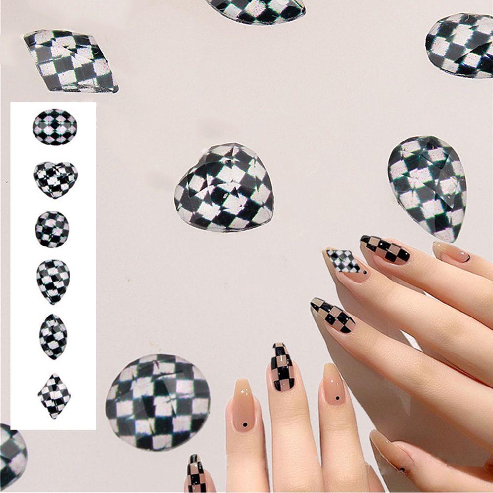 Set 20 Phụ Kiện Trang Trí Móng Tay 3D Nhiều Hình Dạng Phong Cách Nhật Bản