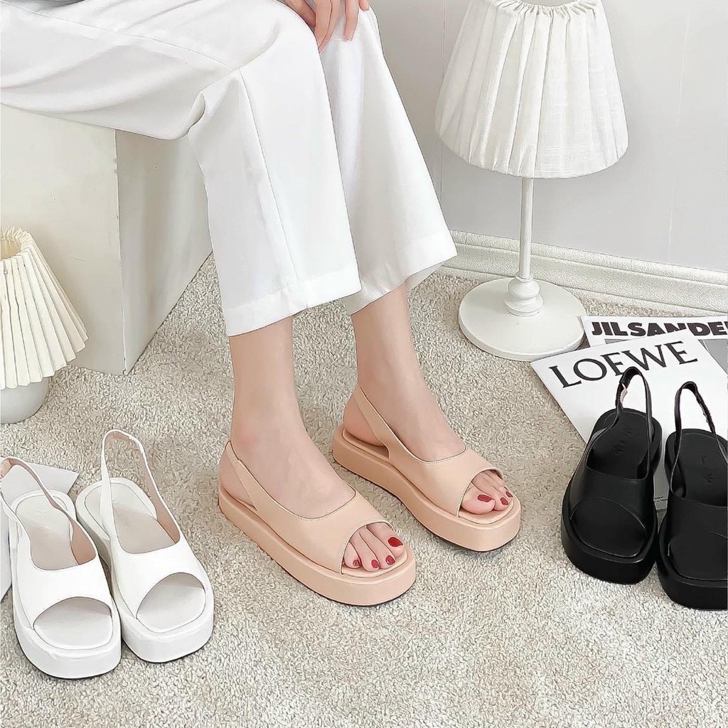 Giày Sandal Nữ- Giày Sandal Moe Moe Quai Ngang Đế Bánh Mỳ 3p Xinh Xắn Hàng VNXK