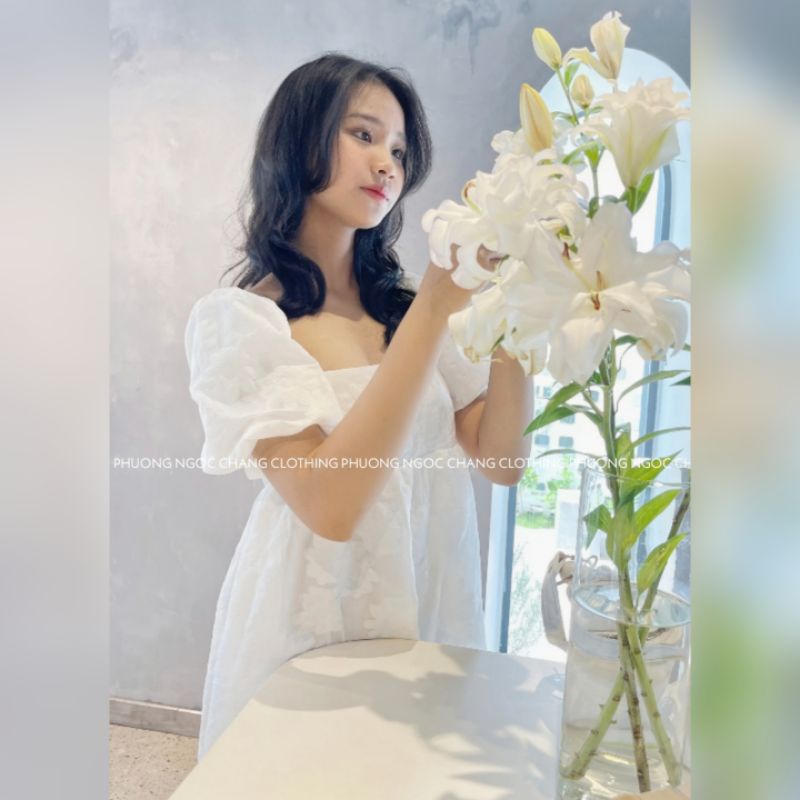 Váy hoạ tiết nổi hoa cúc Lovely Daisy