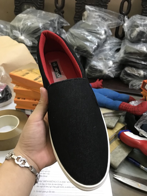 Giầy Nam Vải Bò Đen Cao Cấp ( video) | BigBuy360 - bigbuy360.vn