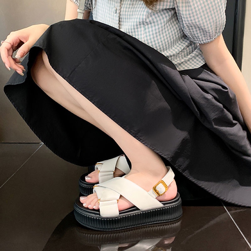 Giày Sandal Đế Dày Có Khóa Gài Phong Cách Cổ Tích Thời Trang 2022 Cho Nữ