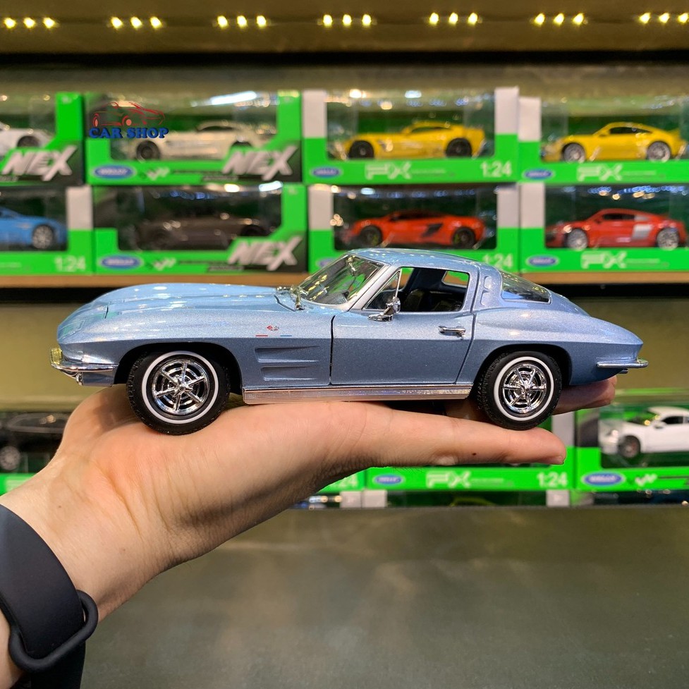 Xe Mô Hình sắt Chevrolet Corvette 1963 tỉ lệ 1:24 hãng Welly