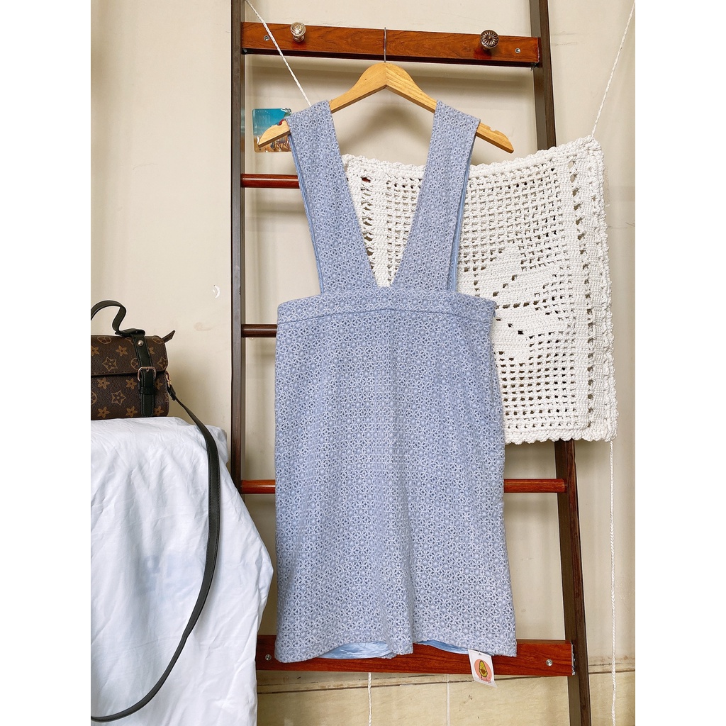 Yếm secondhand hiệu URBAN REVIVO