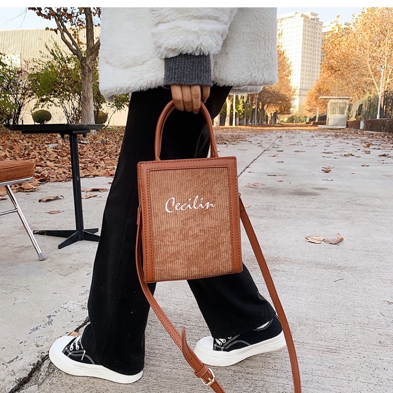 TÚI TOTE CHỮ NHẬT ĐỨNG CECILIN