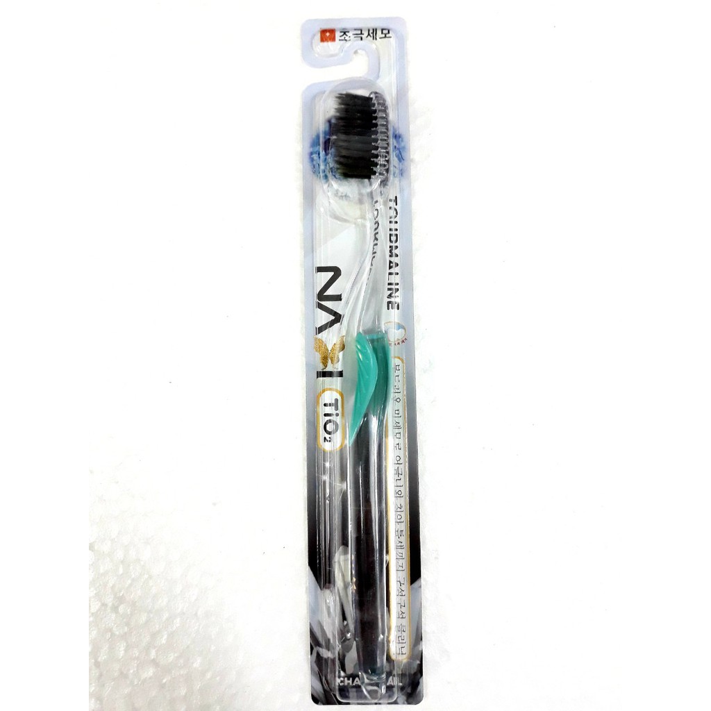 1 Cây Bàn Chải Đánh Răng Navi TiO2 (Giao màu ngẫu nhiên)