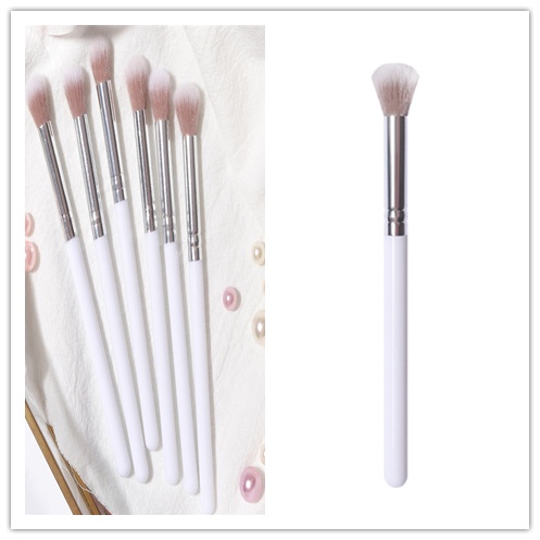 Cọ Trang Điểm Đánh Sáng Da Tiện Dụng Chất Lượng Cao