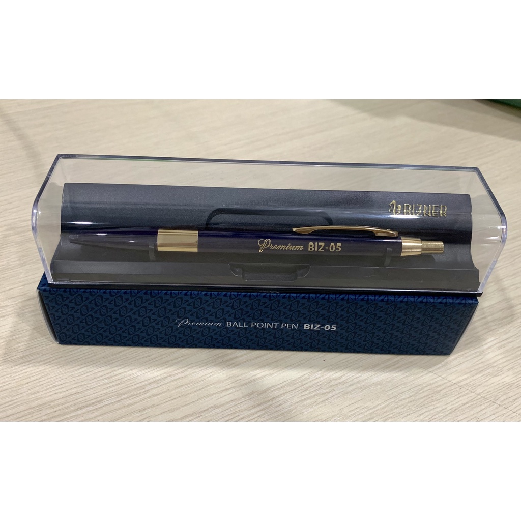 Hộp 1 Cây Bút Bi Bizner Biz-05 ngòi 0.7mm - Mực Xanh
