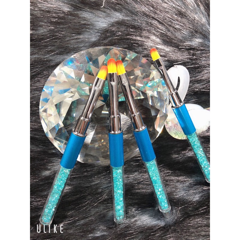 cọ đắp gel cán đá