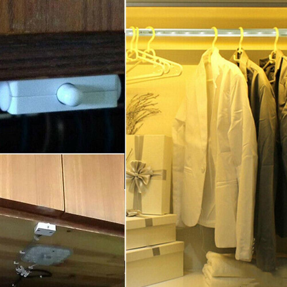 1 công tắc chuyển đổi dùng cho cửa tủ quần áo thông minh