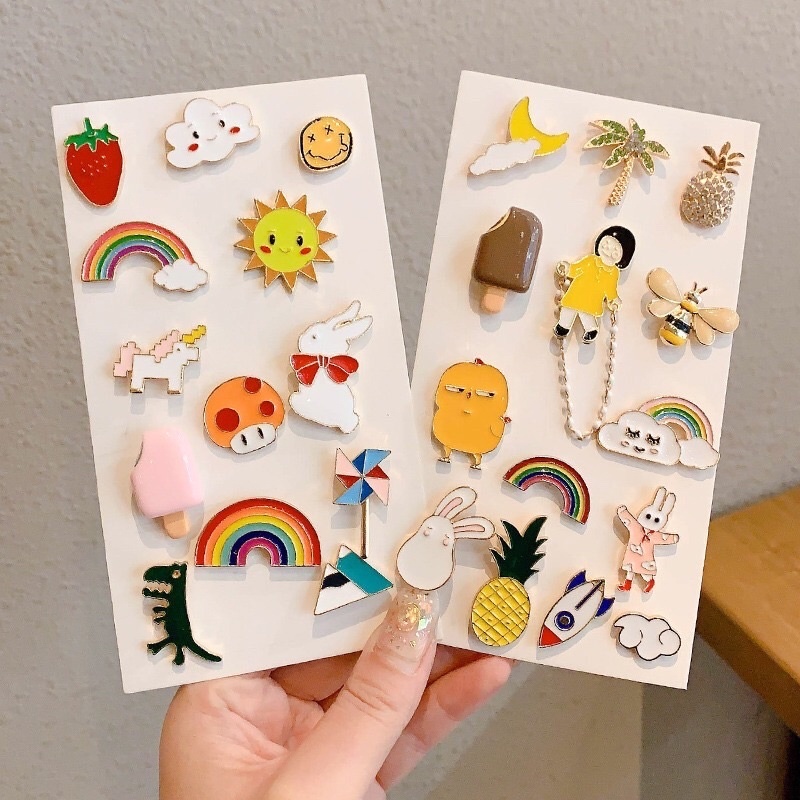 Pin cài áo, balo kim loại
