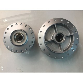 đùm trước sau xe Sirius bạc một cặp
